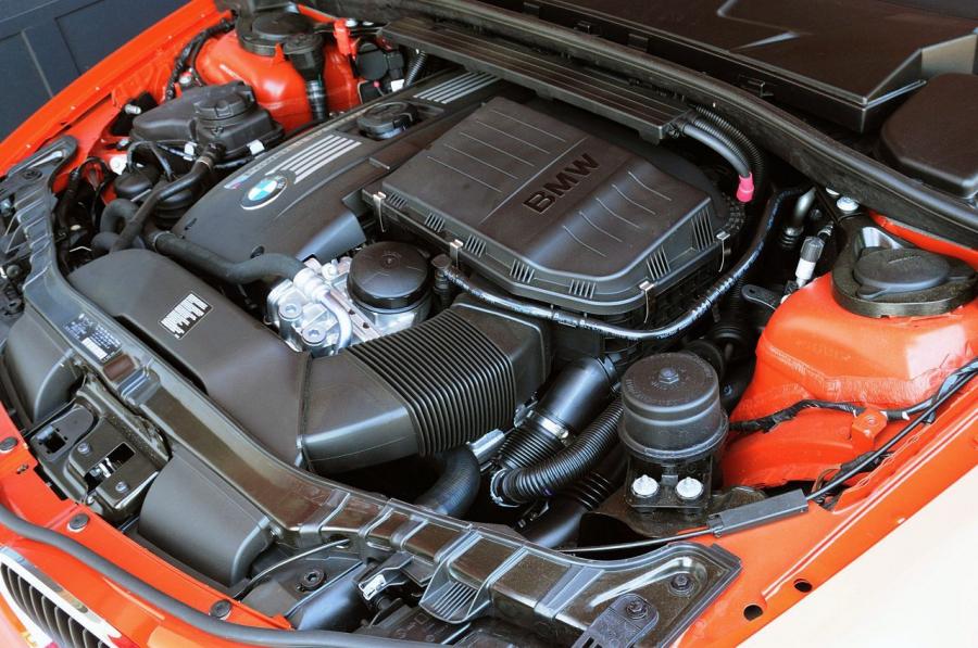  BMW 1-Series M Coupe 2011 года  (фото 20 из 76)
